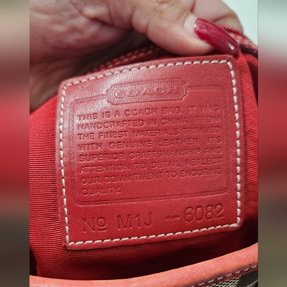 Coach tote - Picture 11 of 14